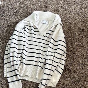 Old Navy Cream and Black V-Neck Sweater